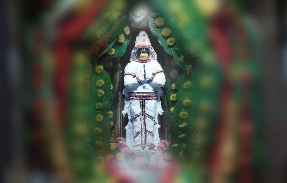 Butter Offerings to Hanuman: Ramayana Origins & Spiritual Meaning — Hindu Gods