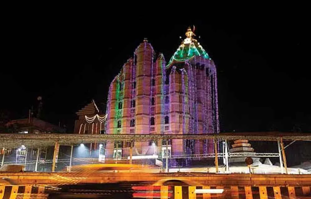 Shree Siddhivinayak Temple (Mumbai) to Go Fully Digital: A New Era for Donations and Darshan? — Temples